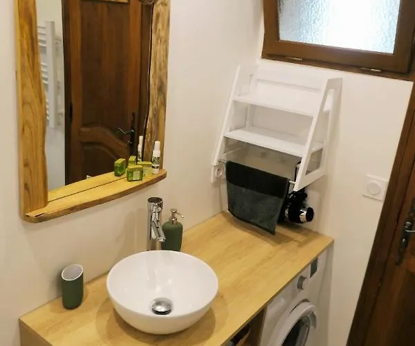 Cosy Entierement Renove *